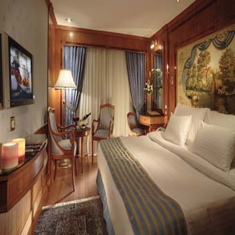 King Bed Cabin, Sonesta St. George I Nile Cruise